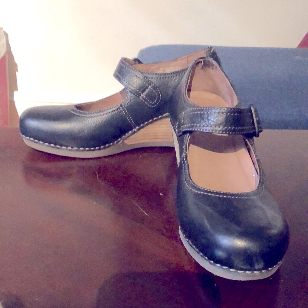 Dansko Mary Jane Wedges Sz 38/7 Black Leather